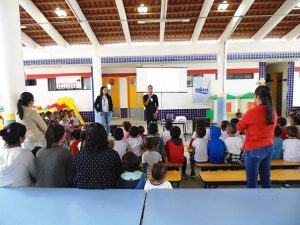 Nusa em ação na creche municipal Professor Fernando Dantas