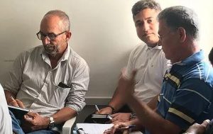 e8c210_9cbc2f55cca747268c0261912be3de26_mv2